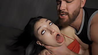 Madison Quinn Zažívá Několik Orgasmů Během Intenzivního Domácího Šukání